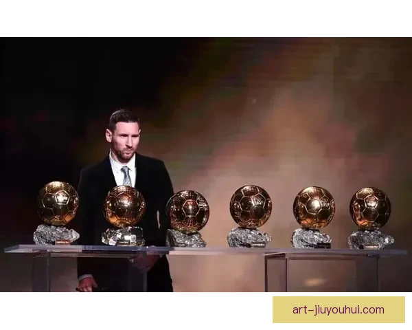 梅西荣膺世界杯金球奖再创足球传奇辉煌瞬间