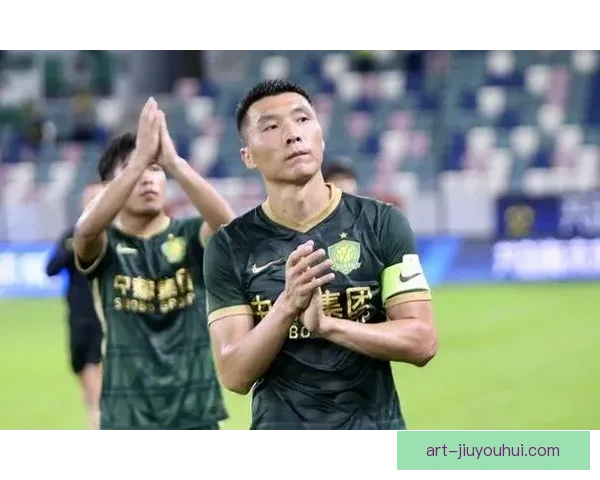 老将于大宝在北京国安逐渐淡出首发阵容 转型为轮换替补角色 老将于大宝在北京国安逐渐淡出首发阵容 转型为轮换替补角色